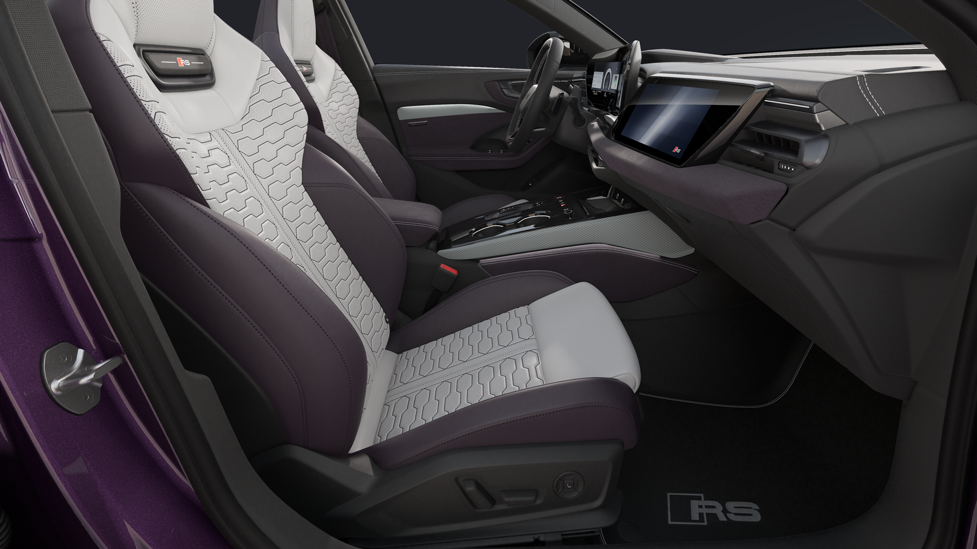 Blick von der Beifahrerseite auf die Sportsitze in Leder-Kombination moraviolett/diamantsilber mit Wabensteppung und das Cockpit der RS 5 Limousine.