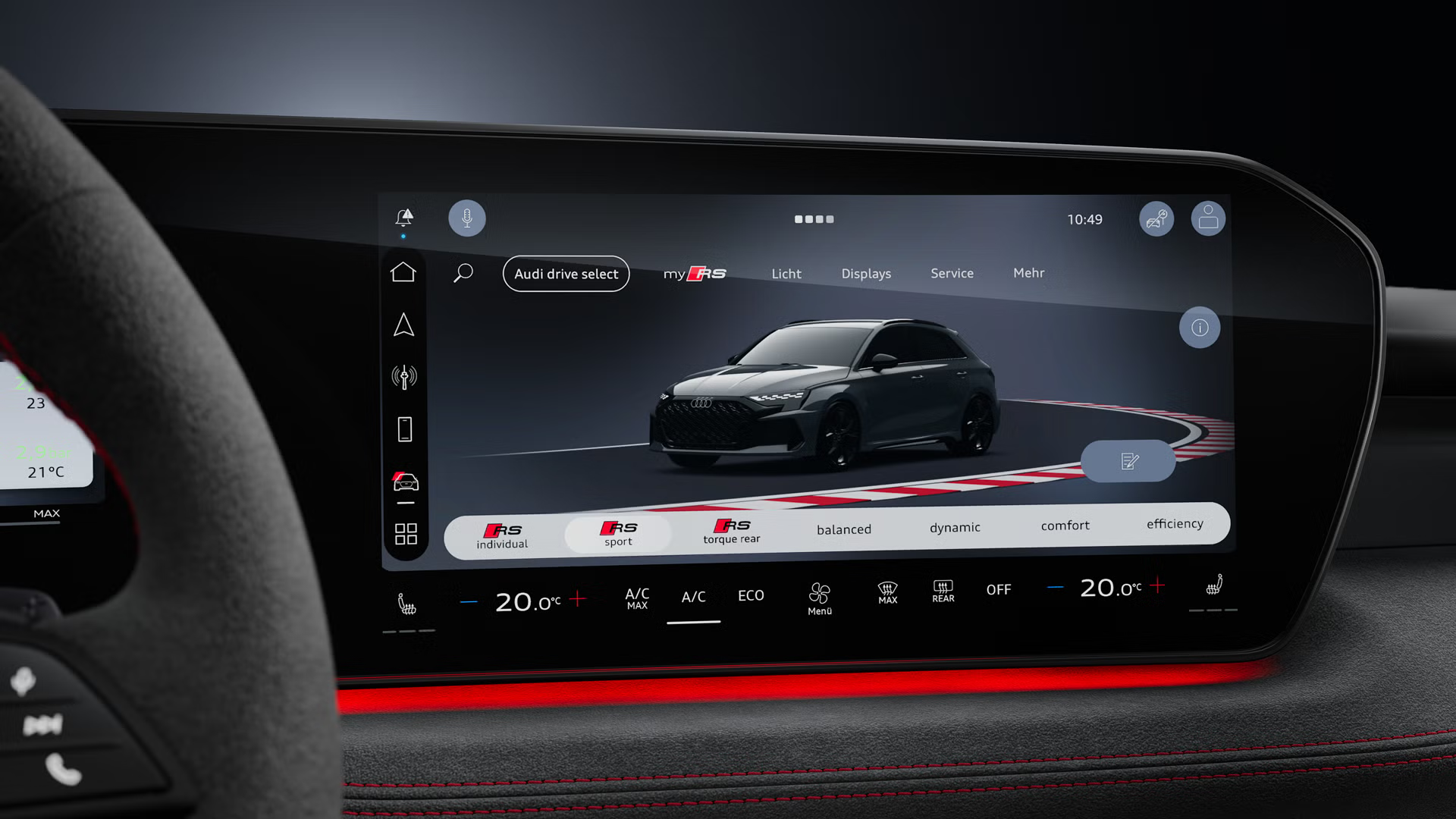 Fokus auf Audi drive select mit Wahl zwischen drei zusätzlichen RS-spezifischen Fahrmodi.