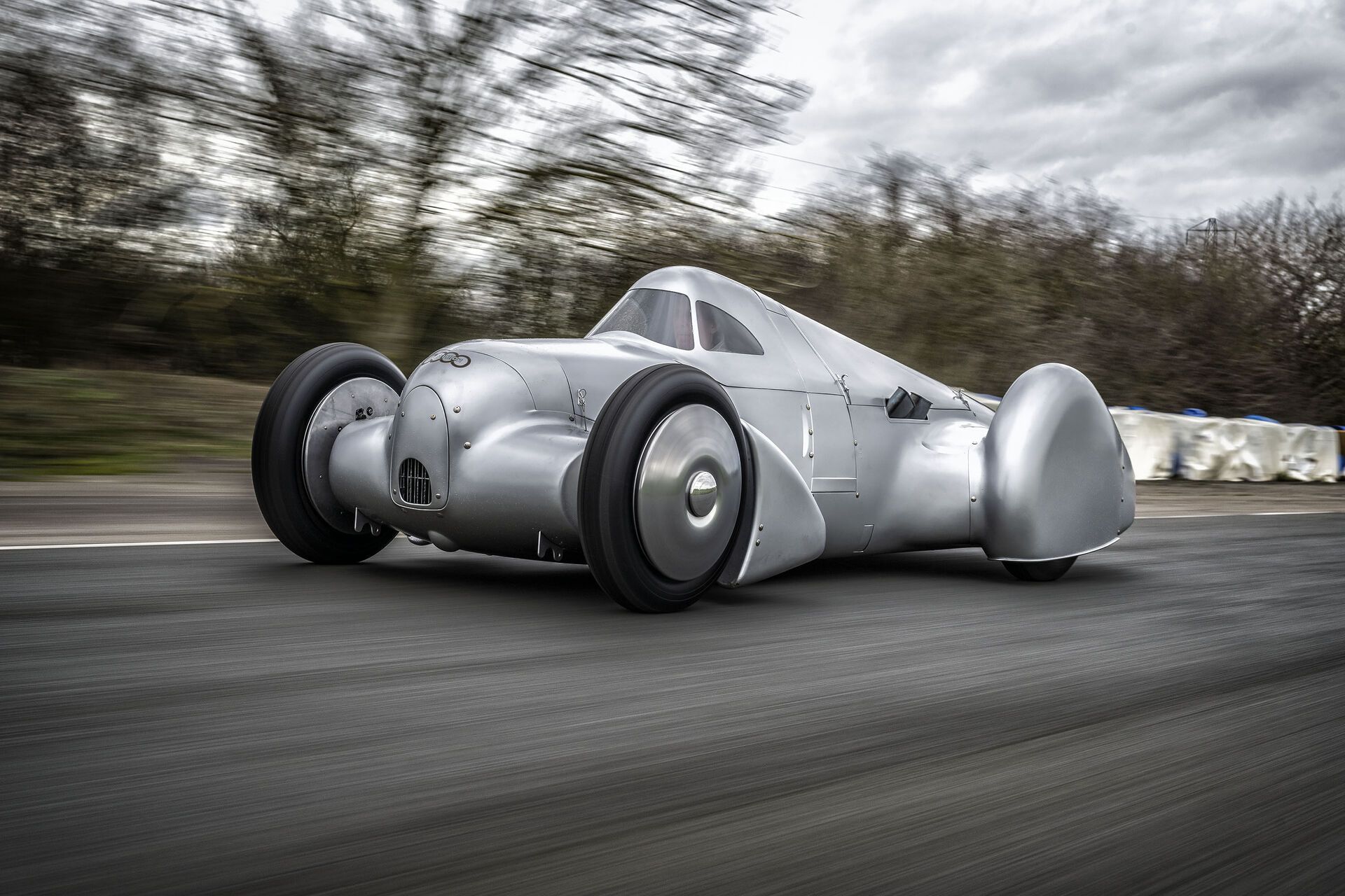 Auto Union Lucca: mașina de record readusă la viață de Audi în 2026, surprinsă într-un cadru dinamic.